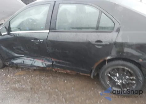 2012 Ford Fusion S z USA, uszkodzony, nr VIN 3FAHP0GA6CR241679